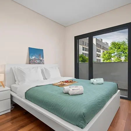 Rooftop Pools & Balcony Haven By Hostwise Apartmán *