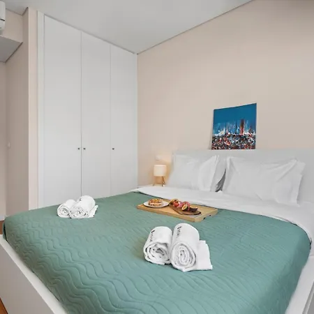 Rooftop Pools & Balcony Haven By Hostwise Lägenhet *